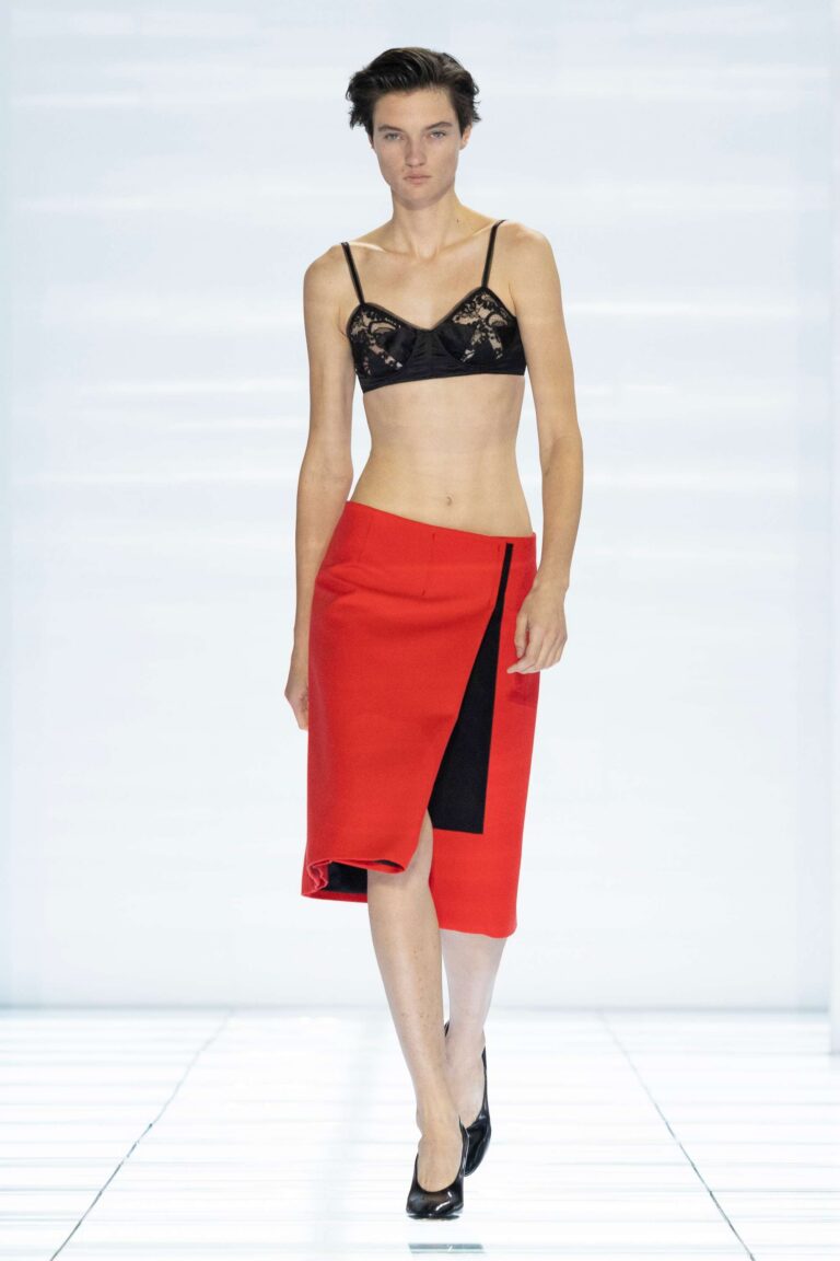 Prada Donna ss 2027